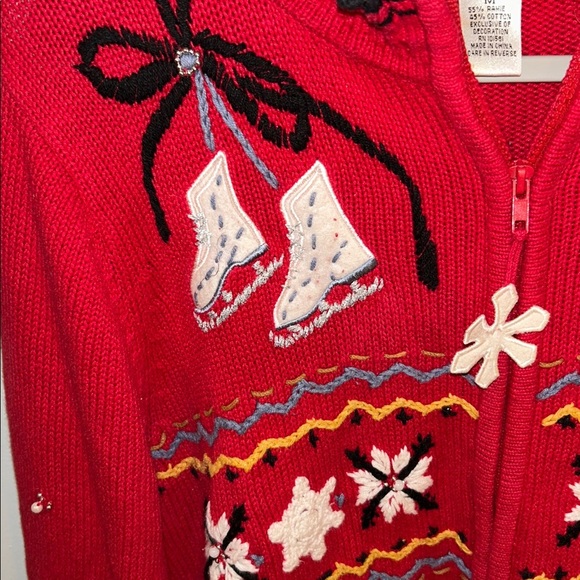 ⭐️Kikit by Maurice Sasson Holiday Zip Cardigan⭐️ - Picture 4 of 7